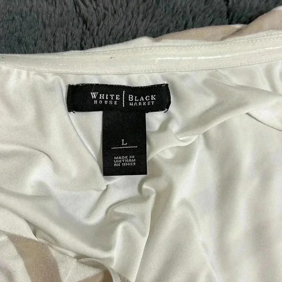 💛 White House Black Market top - Picture 7 of 9